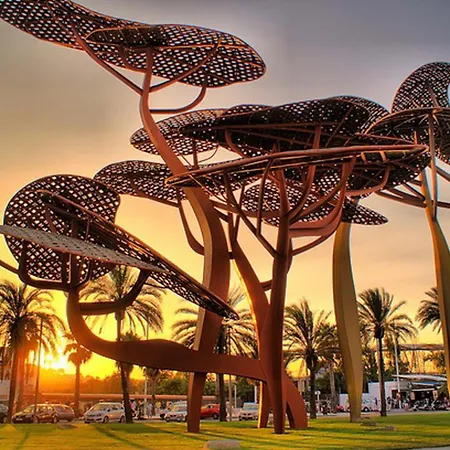 Punta Prima Planet Costa Dorada * La Pineda
